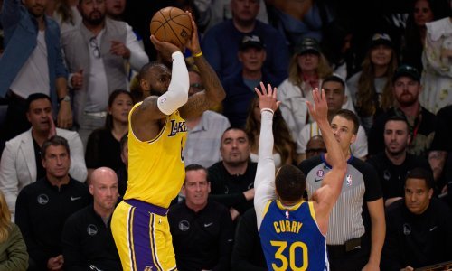 LeBron James srušio prvake i gura Lakerse prema naslovu; Miami u finalu Istoka