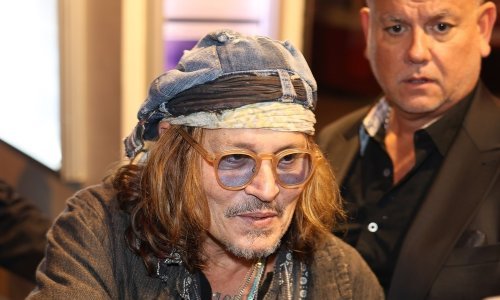 Johnny Depp potpisao unosan ugovor s Diorom kojim je oborio rekord