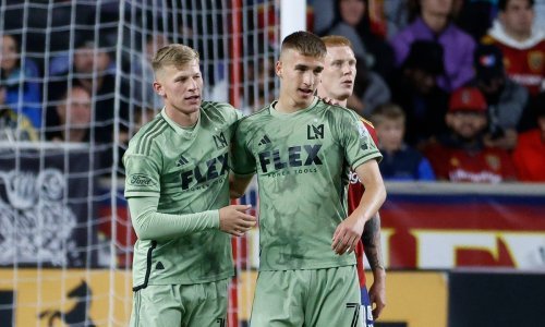 Los Angeles pobjeđuje, ali bivši hajdukovac Stipe Biuk ulazi s klupe