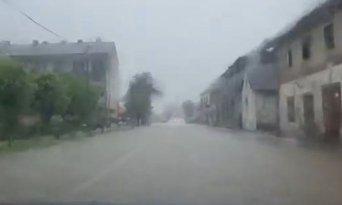 U Gračacu upaljen alarm zbog nadiranja podzemnih voda