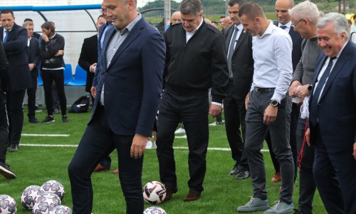 NK Mladost dobio novi teren, na otvorenju bio i Milanović: 'Igrao sam ovdje kao mlađi'