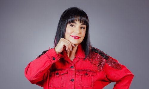 Alka Vuica: 'Prilično je naporno biti pjesnikinja, pjevačica, mama i domaćica, ali trudim se..'