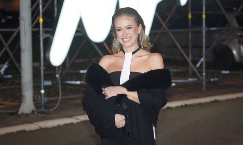 Domenica izvukla novu fotografiju iz djetinjstva, već kao mala je nastupala