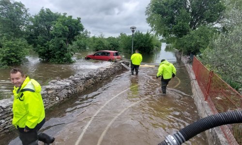 U samo tri dana više od 2000 vatrogasaca na terenu, evo gdje su sve pomagali
