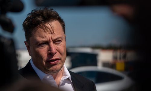 Nakon smanjenja cijena Tesla isporučio rekordan broj automobila