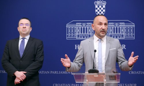 Cilj zakona o umjetnoj inteligenciji je jačanje transparentnosti