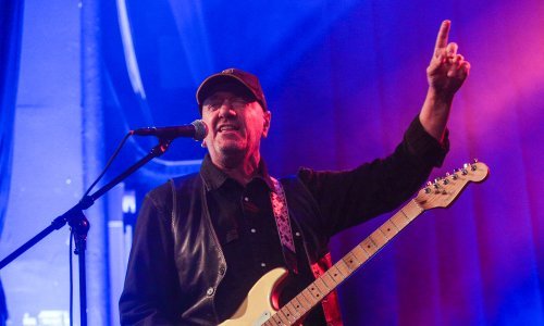 Legendarni gitarist Vlatko Stefanovski oduševio publiku u Tvornici, pogledajte kako je bilo