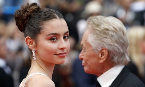 Tko je Carys Zeta Douglas? Kći najmoćnijeg holivudskog para u Cannesu je zadivila sve