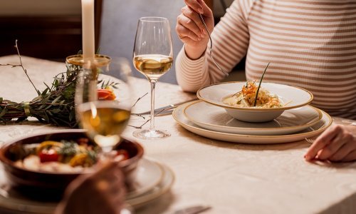 Poklanjamo večeru za dvoje u restoranu Dvorac Mihanović