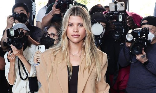 Zašto su svi odjednom ludi za stilom Sofije Richie?