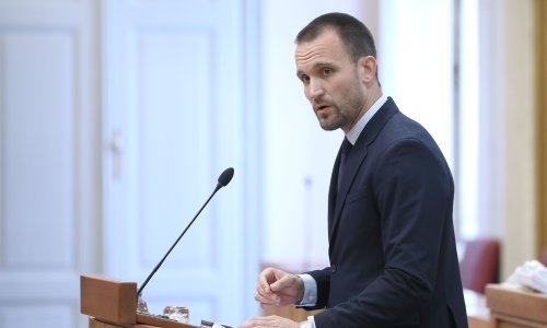 Erlić: Do 2030. godine vidim nas uz bok najrazvijenijih; oporba: Živimo u nekakvom la-la-landu
