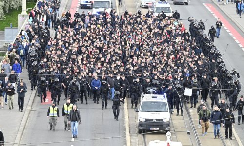 Kakav je to praznik nogometa? Na ulicama deset tisuća policajaca kako ne bi nastao kaos