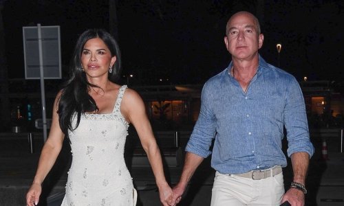 Buduća supruga Jeffa Bezosa ponosno pokazuje zaručnički prsten s ogromnim dijamantom