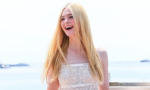 Ovoj divnoj ljetnoj haljini koju nosi slavna glumica nemoguće je odoljeti