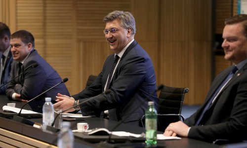 Povećanje prava i naknada za roditelje njegovatelje: Novi zakoni o socijalnoj skrbi i osobnoj asistenciji