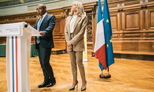 Francuski chic: Brigitte Macron svoju je modnu formulu dovela do savršenstva