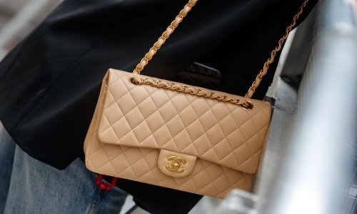 Chanel najavio da će od ove jeseni cijene torbica vrtoglavo rasti