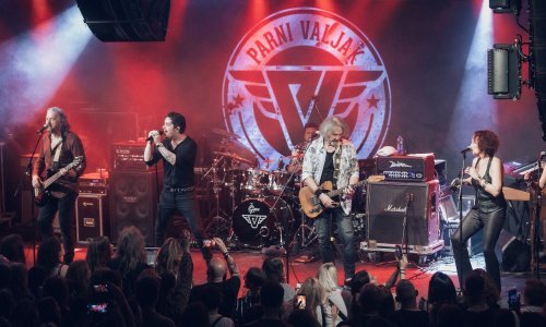 Nova energija i večer puna emocija: Parni Valjak u Ljubljani priredili nastup za pamćenje