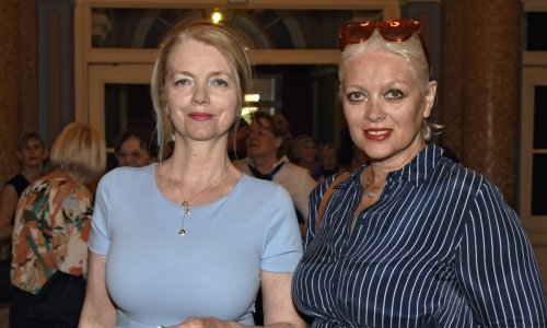 Vjekoslava Huljić u večernji izlazak povela sestru; znate li tko je Brankica Šola?