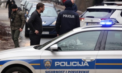 Buba u autu otkrila kako je treći čovjek Porezne uprave uzeo mito