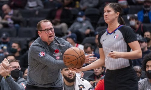 Philadelphia ima najboljeg igrača NBA-a, ali sve se raspalo. Već imaju novog trenera