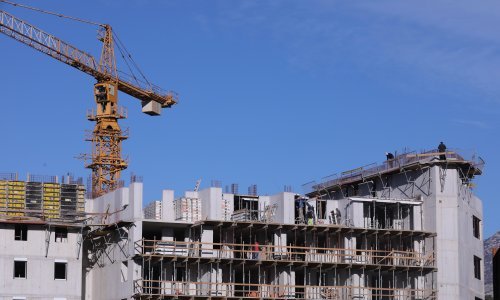 Zbog velikog broja gotovinskih transakcija nekretninski sektor pod posebnim nadzorom