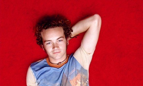 Zvijezda serije 'Lude sedamdesete' optužena za dvostruko silovanje