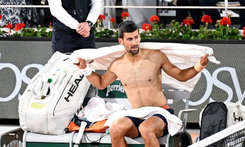 Razgolićeni Novak Đoković šokirao izjavom o misterioznom uređaju na prsima