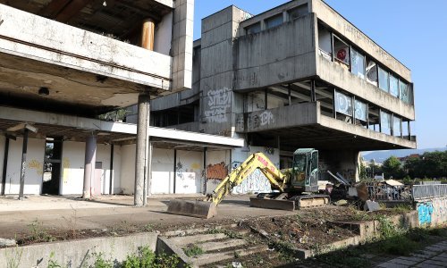 Krenulo rušenje nekadašnje zgrade ZABA-e u centru Zagreba
