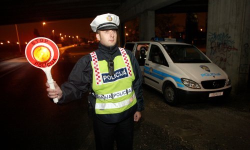 Vozio automobil u Karlovcu s 4,20 promila, liječnik šokiran: Većina bi umrla