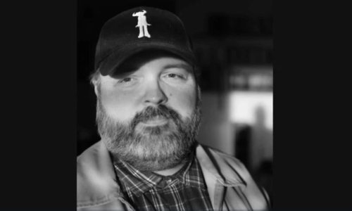 Na radnom mjestu preminuo omiljeni glazbeni urednik Ivan Dvoržak