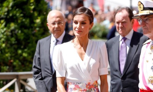 Efektna suknja u prvom planu: Kraljica Letizia servirala besprijekorno izdanje