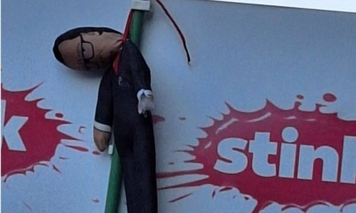 Brnabić optužuje prosvjednike zbog lutke obješenog Vučića: Kako ovo objasnite djeci?