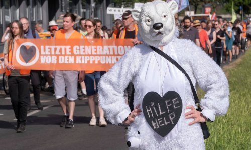 'Posljednja generacija' najavila rat 'bogatašima', prekidaju sve kontakte s novinarima