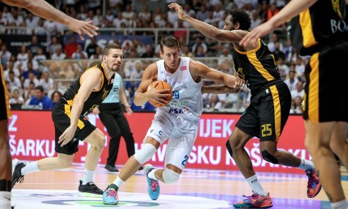 Zadar pred više od 9000 navijača razbio Split i osvojio naslov prvaka