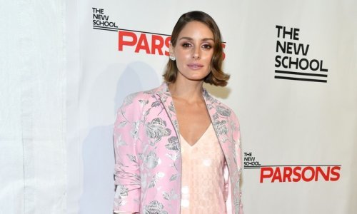 Teško se odlučiti što je bolje - haljina ili sandale: Ikona stila očarala u nježnom izdanju