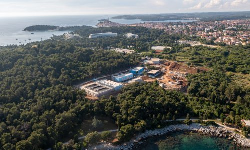 Parkovi u Rovinju zalijevat će se 100 posto pročišćenom vodom iz kanalizacije