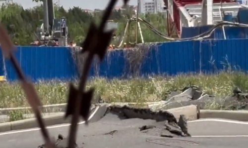 Tisuće ljudi evakuirano iz zgrada zbog ogromnih pukotina: Duboke su 1300 metara!