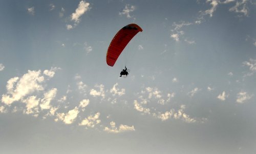 Nesreća kod Đurđevca; pao paraglajder, muškarac teško ozlijeđen