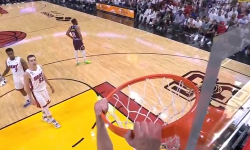 Nikola Jokić 'glumio' je majstora, ali ni njegova domišljatost nije pomogla