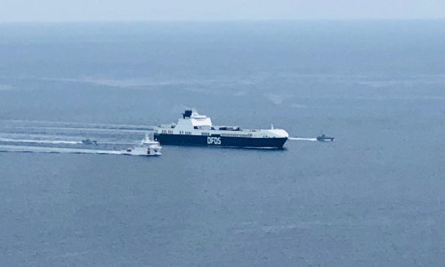 Talijanski specijalci na turskom brodu s ilegalnim migrantima