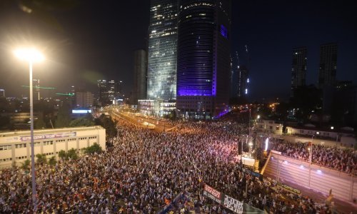 Deseci tisuća prosvjedovali protiv desničarske vjerske vlade u Izraelu