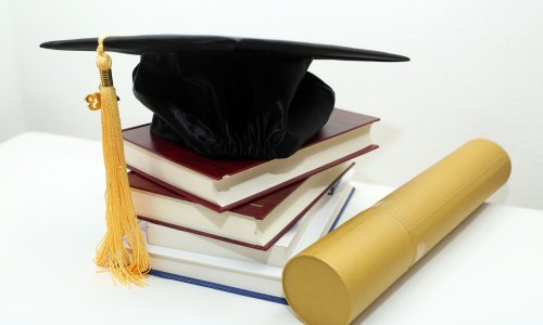 Ulaze li stipendije u porezne limite za studente? Evo što kaže Porezna uprava