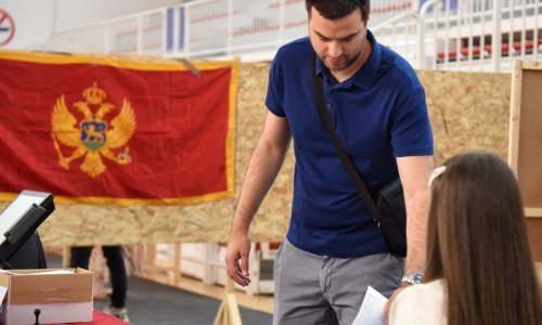 Rekordno niska izlaznost na izbore u Crnoj Gori
