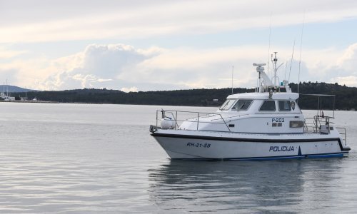 U Kornatskom arhipelagu sudarili se gliser i jedrilica, jedna osoba ozlijeđena