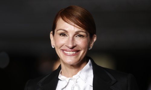 Julia Roberts objavila fotku strastvenog poljupca sa suprugom