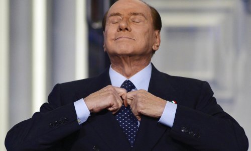 Najluđe Berlusconijeve izjave: Slatki Putin, preplanuli Obama i bus pun prostitutki