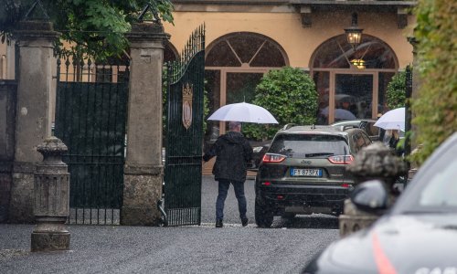 Talijani se opraštaju od Berlusconija, na sprovodu se očekuju deseci tisuća ljudi