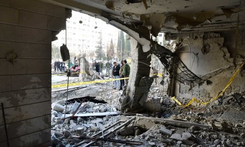 Sirijci tvrde: Izrael lansirao projektile iznad Damaska