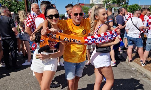 Hrvatske navijačice ionako vruću atmosferu podigle do 'usijanja'